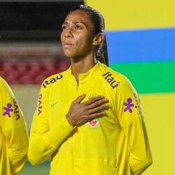 Miniatura de Bruna Benites Keynote: Inspiring Others through Football