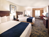 صورة مصغرة لـ Crystal Inn Hotel and Suites
